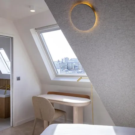 Beige Hotel Parigi