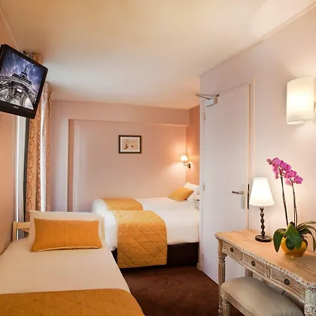 Beige Hotel 4*
