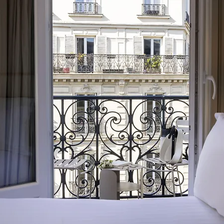 Hotel Beige 4*