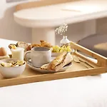 Beige 4* Paris