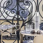 Hotel Beige 4*