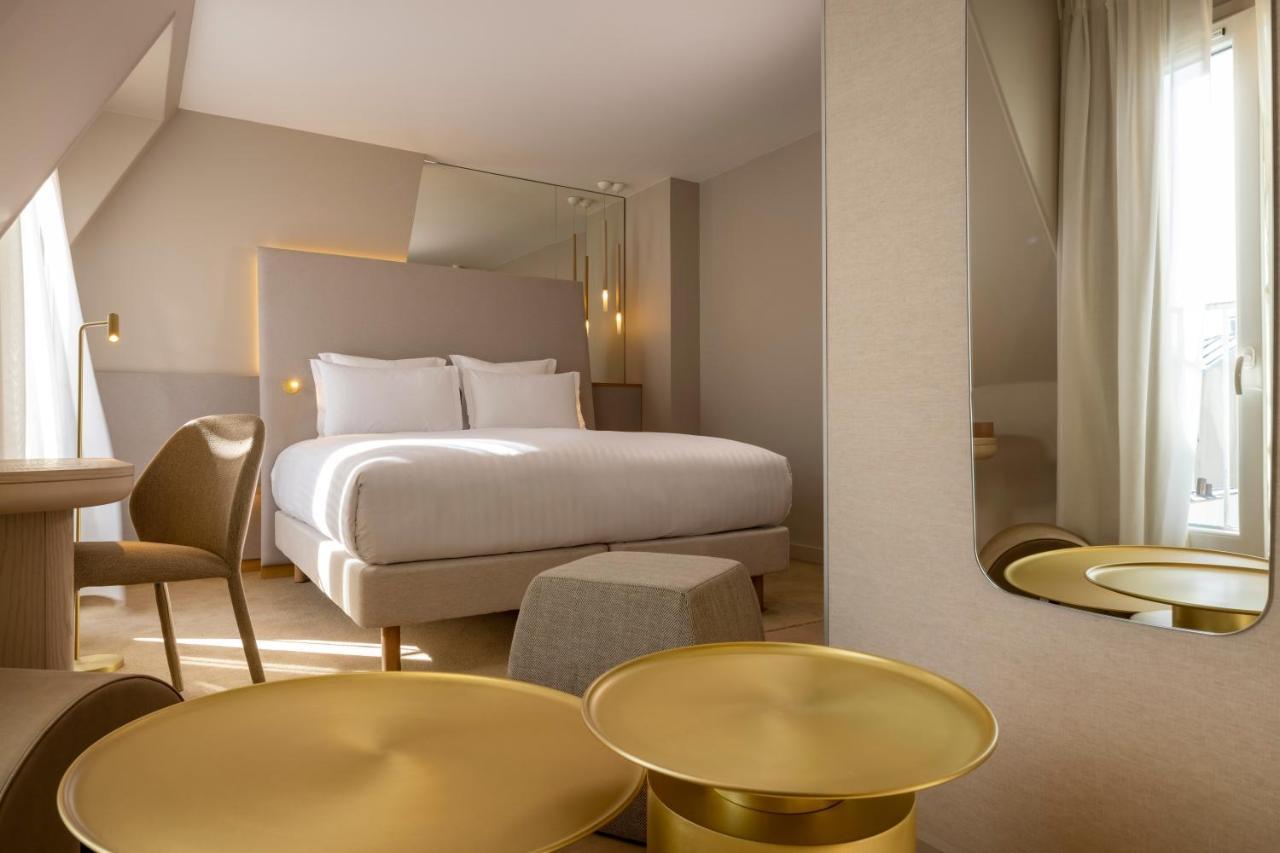 Beige Hotel Paris