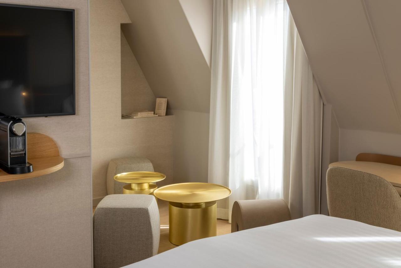 Beige 4* Paris