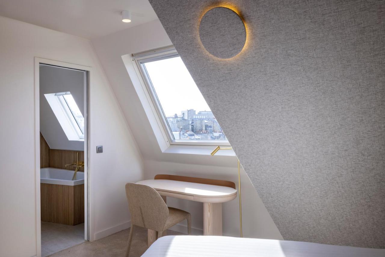 Beige Hotel Paris