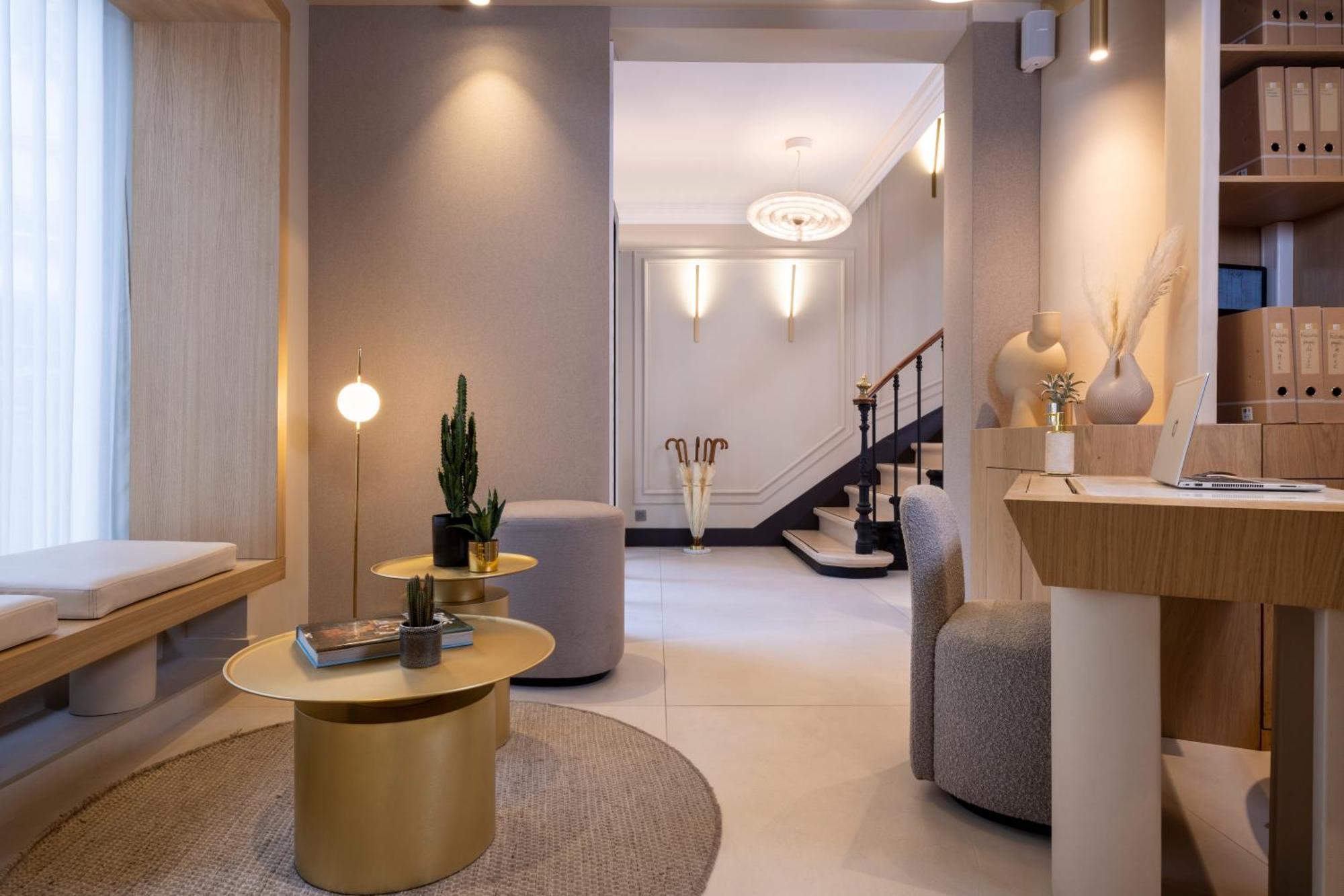 Beige Hotel 4*