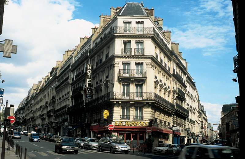Beige Hotel